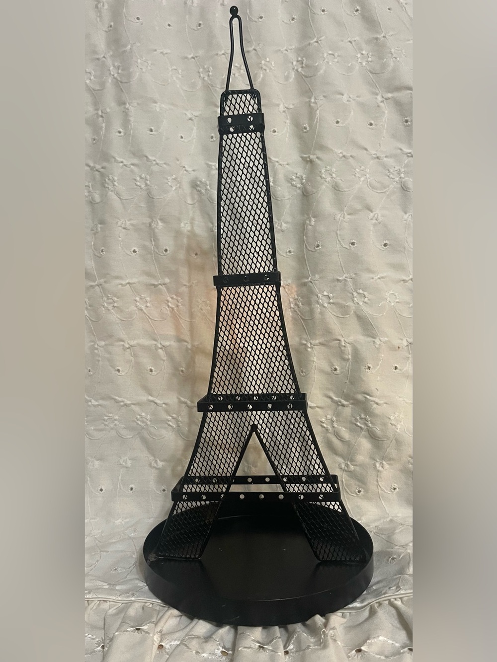 Eiffel Tower Metal Jewelry Hanger!